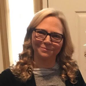 Meet your Posher, Linda